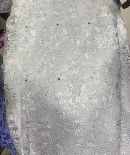 V-775-White